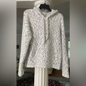 Nobodies Junior popcorn Hoodie, white and black size L( 11-13) . Long sleeve